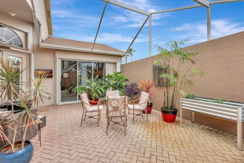 A home in Hutchinson Island