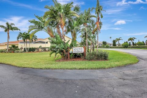 A home in Hutchinson Island