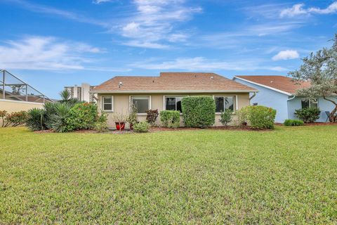 A home in Hutchinson Island