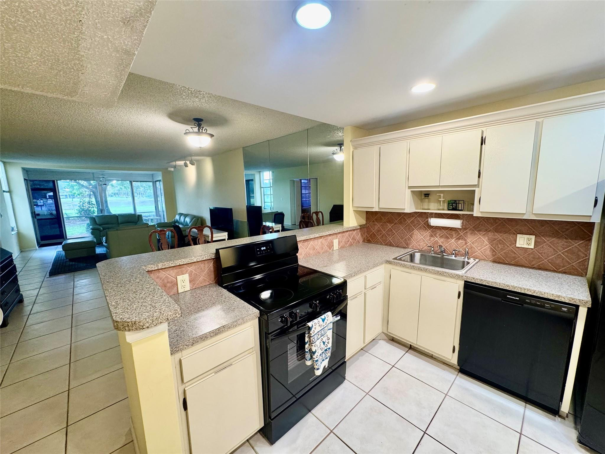 804 Cypress Boulevard 106