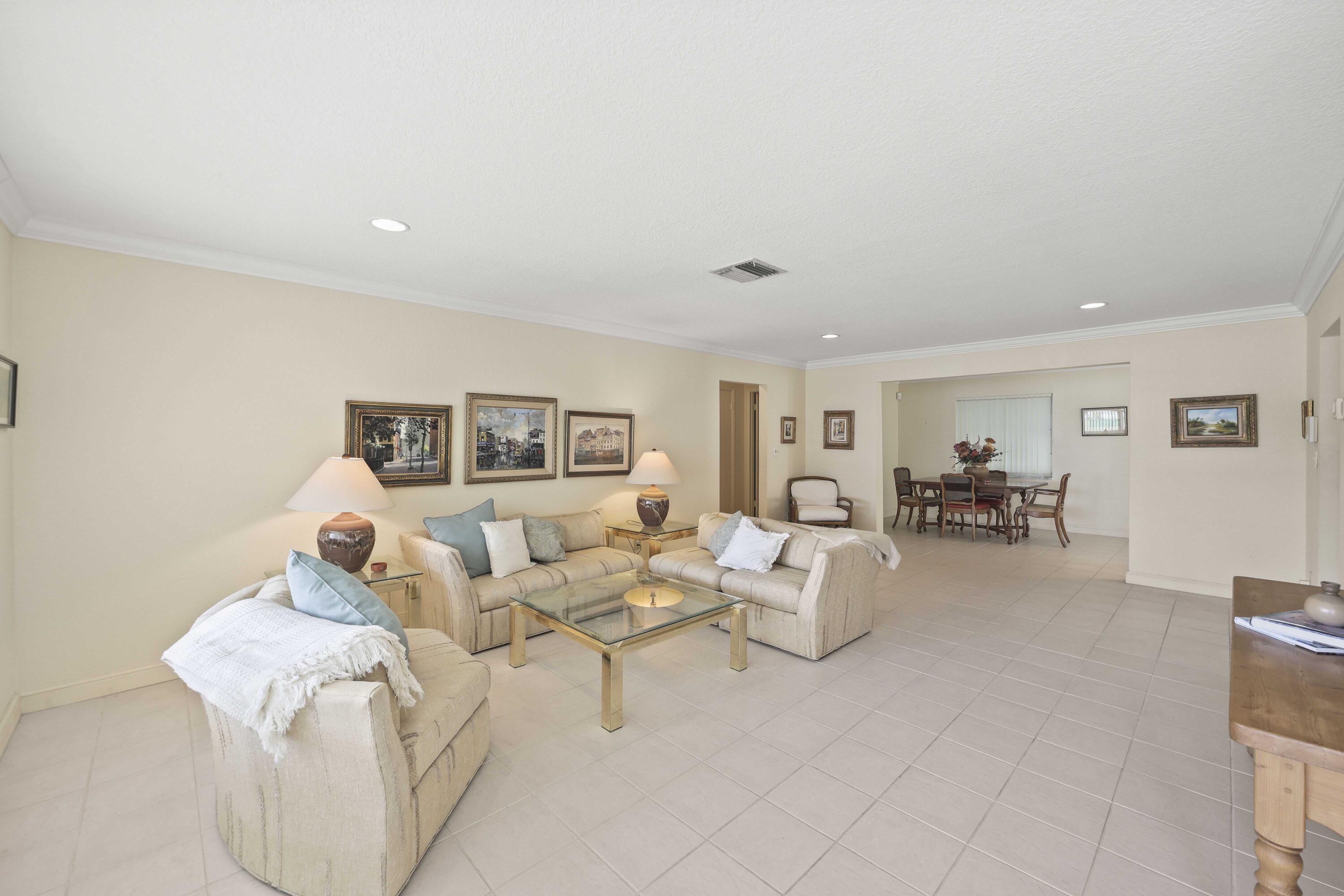 PALM BEACH LEISUREVILLE SEC 9 - Residential