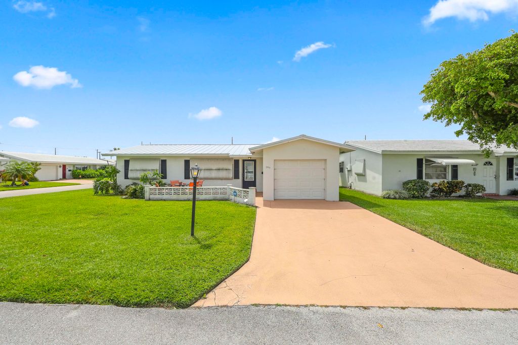 Photo of 1590 SW 13th Terrace, Boynton Beach, FL 33426 (MLS # B26016350)