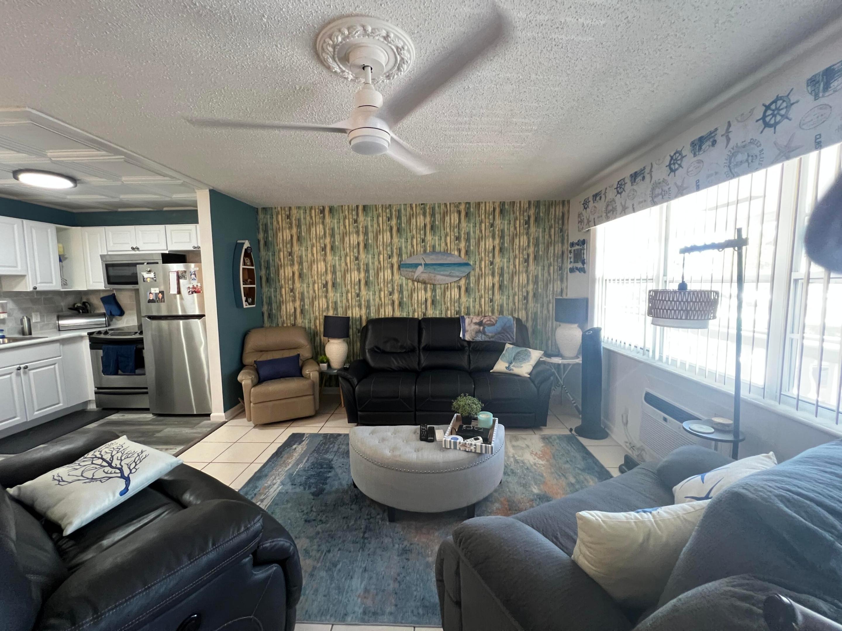 KENT CONDOS / CENTURY VILLAGE - Residential Lease