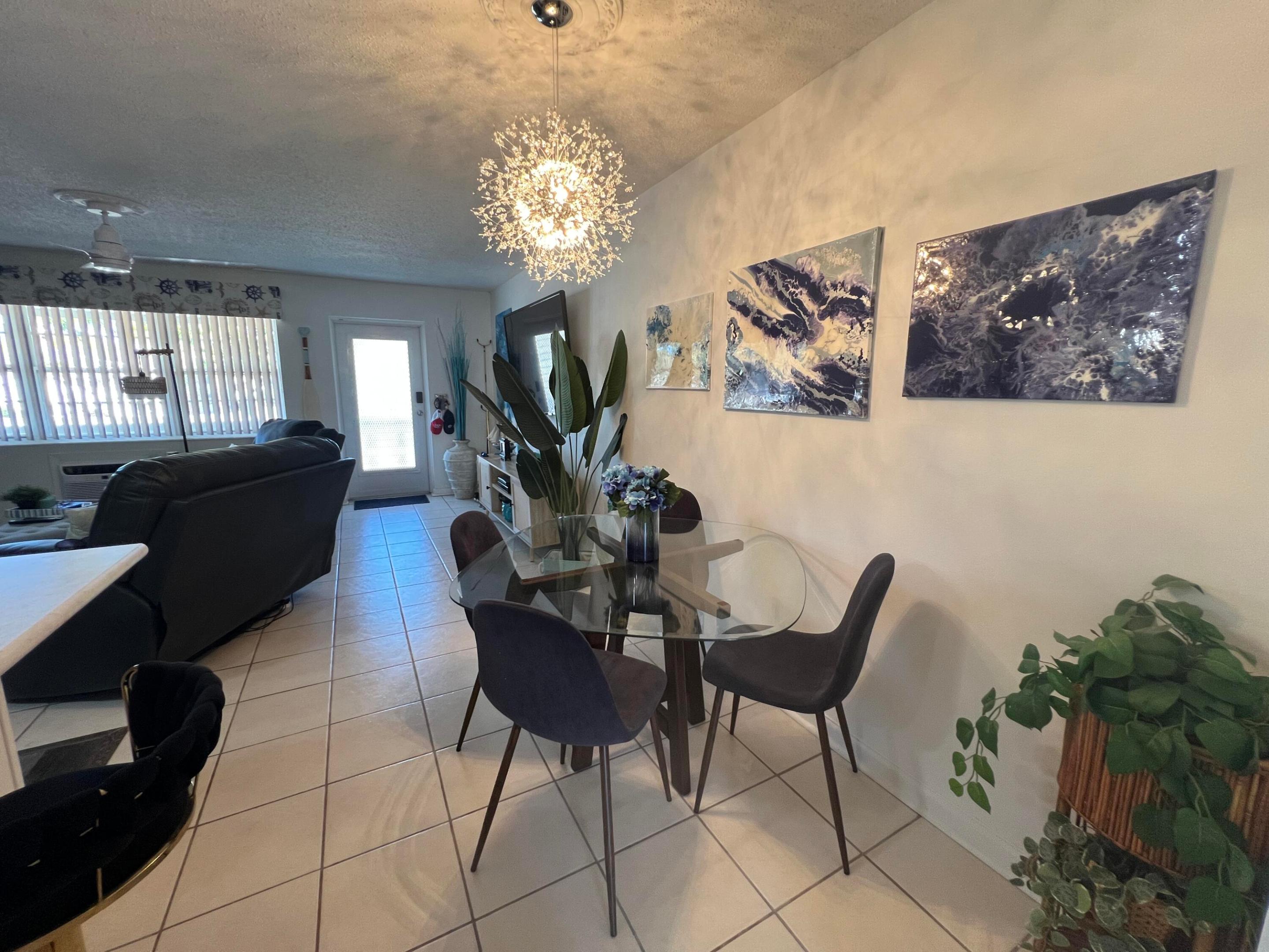 KENT CONDOS / CENTURY VILLAGE - Residential Lease