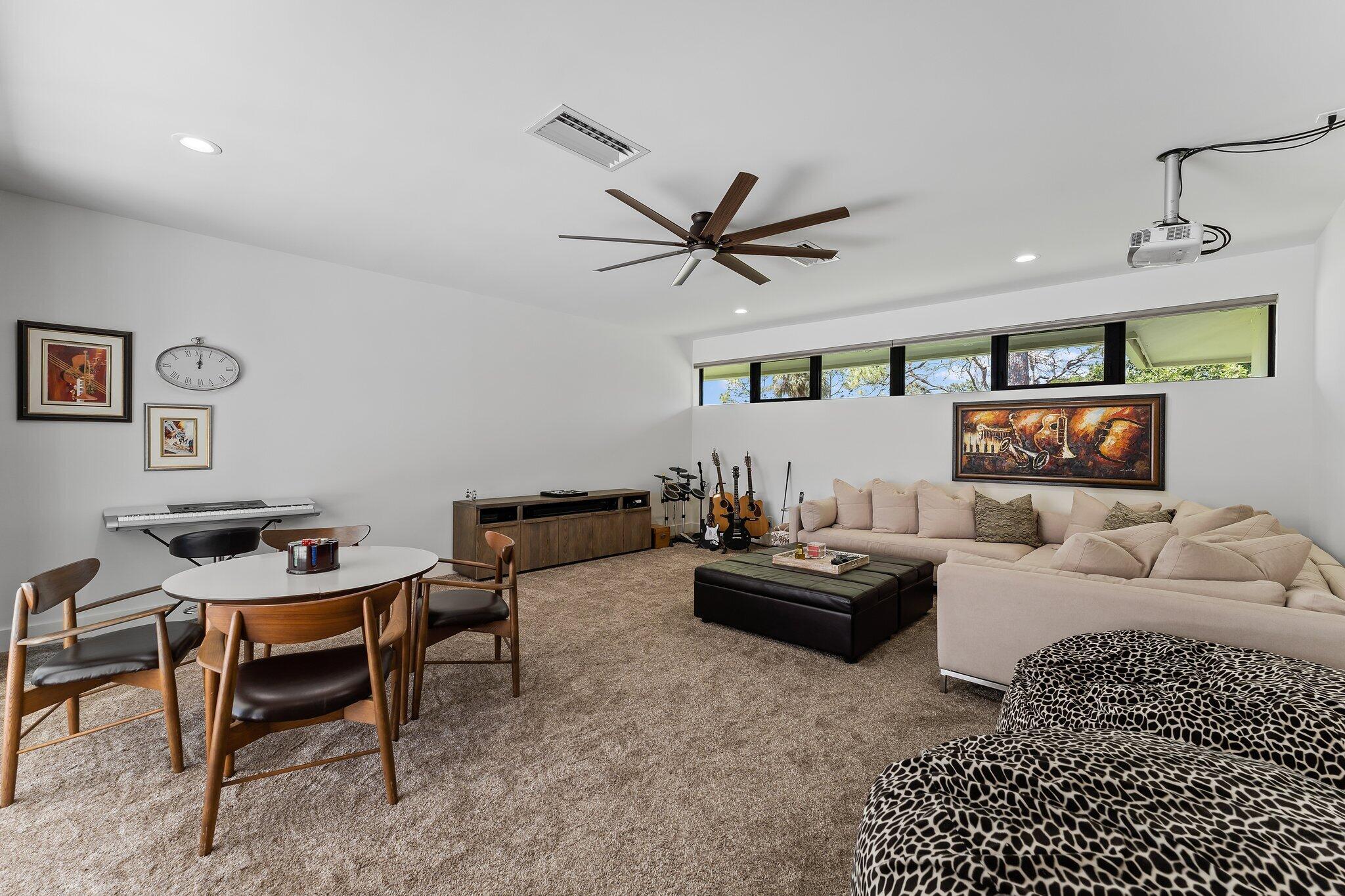 woodland lakes - Residential