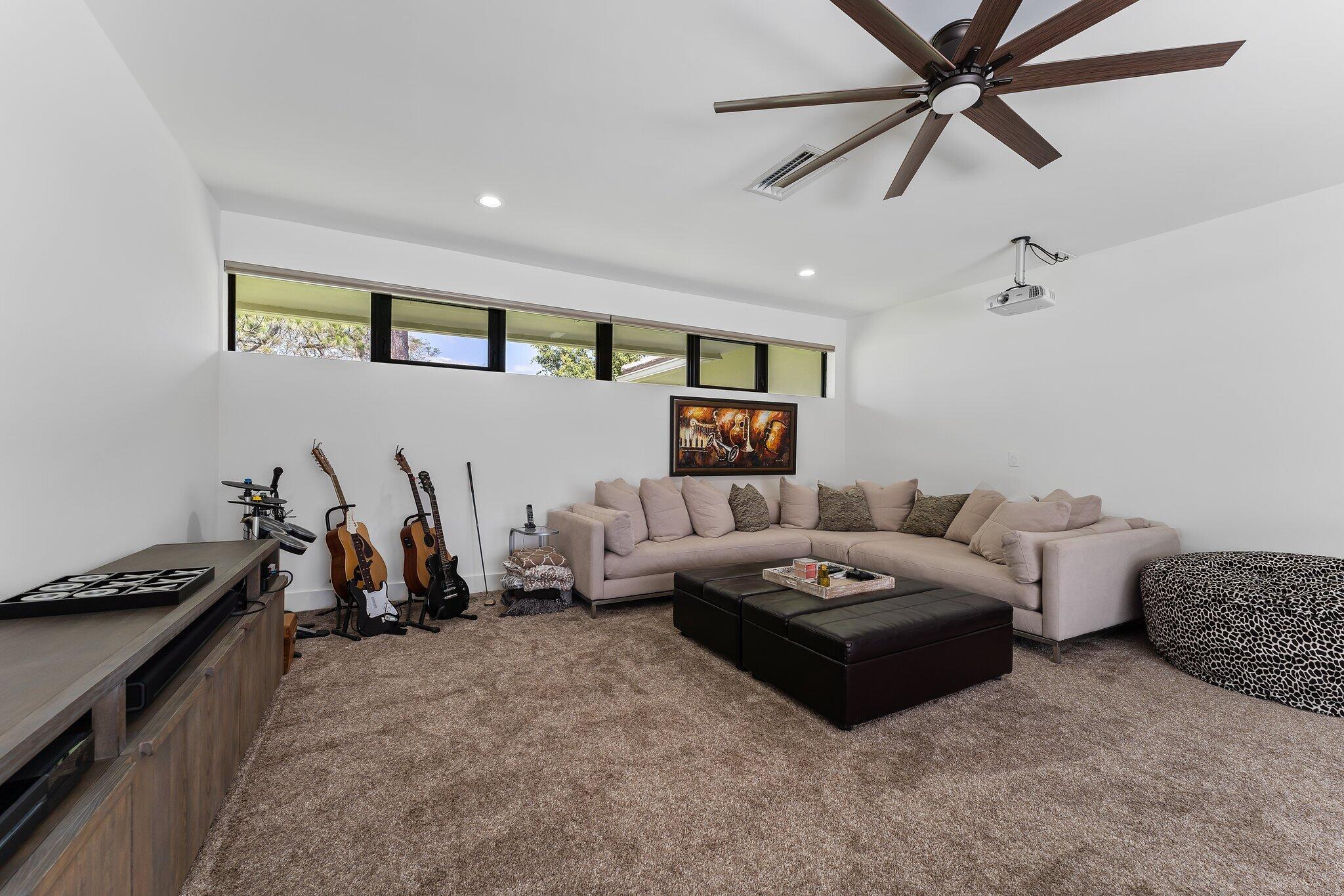 woodland lakes - Residential