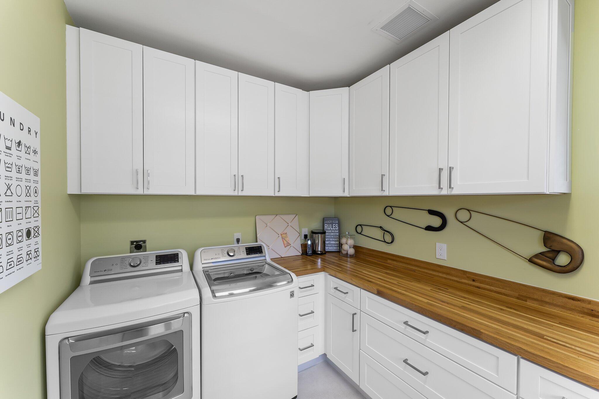 woodland lakes - Residential