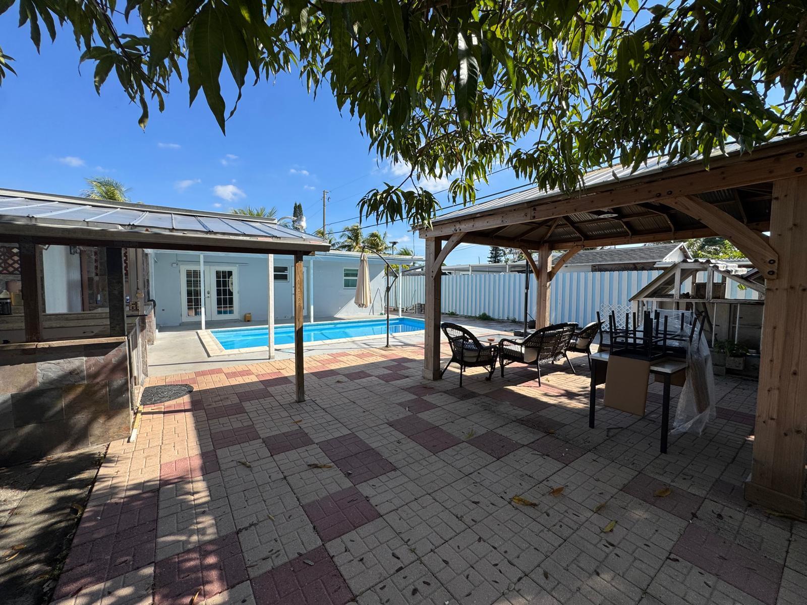 1959 Baythorne Road