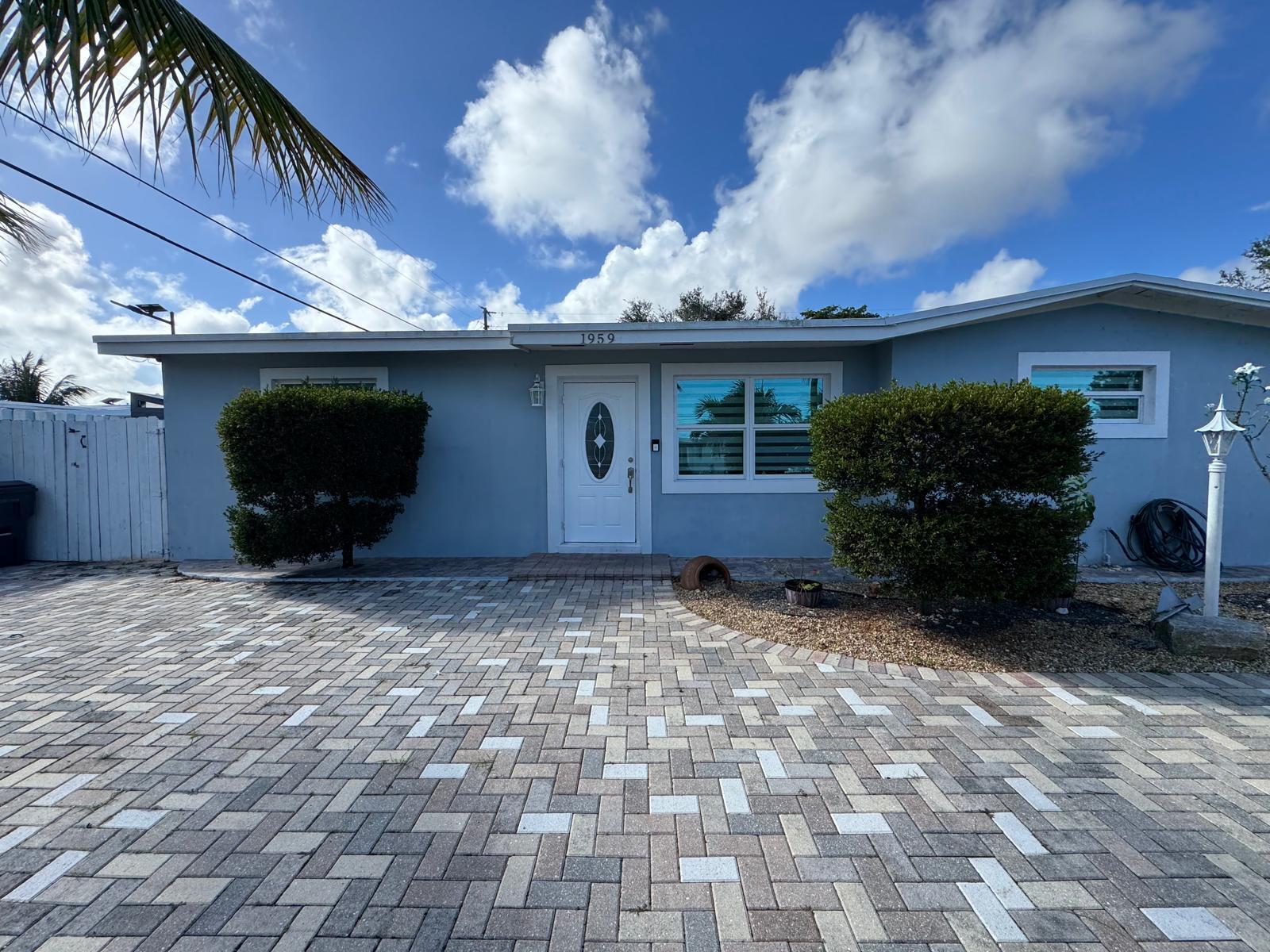 1959 Baythorne Road