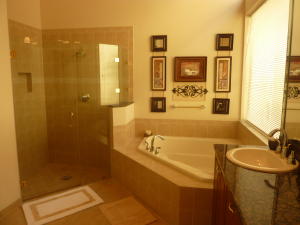 Versailles - Residential Lease