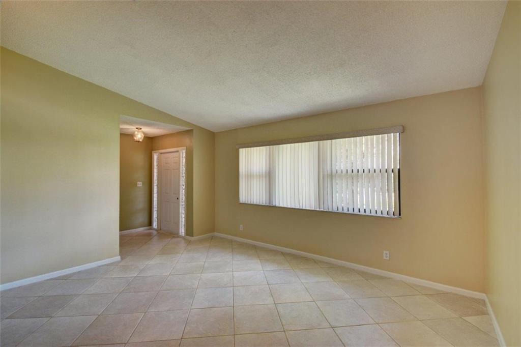 Springs Gateway 127-17 B - Residential