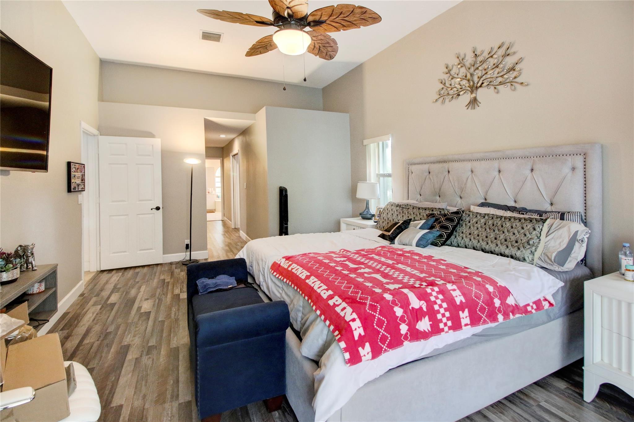 Kensington 146-39 B - Residential