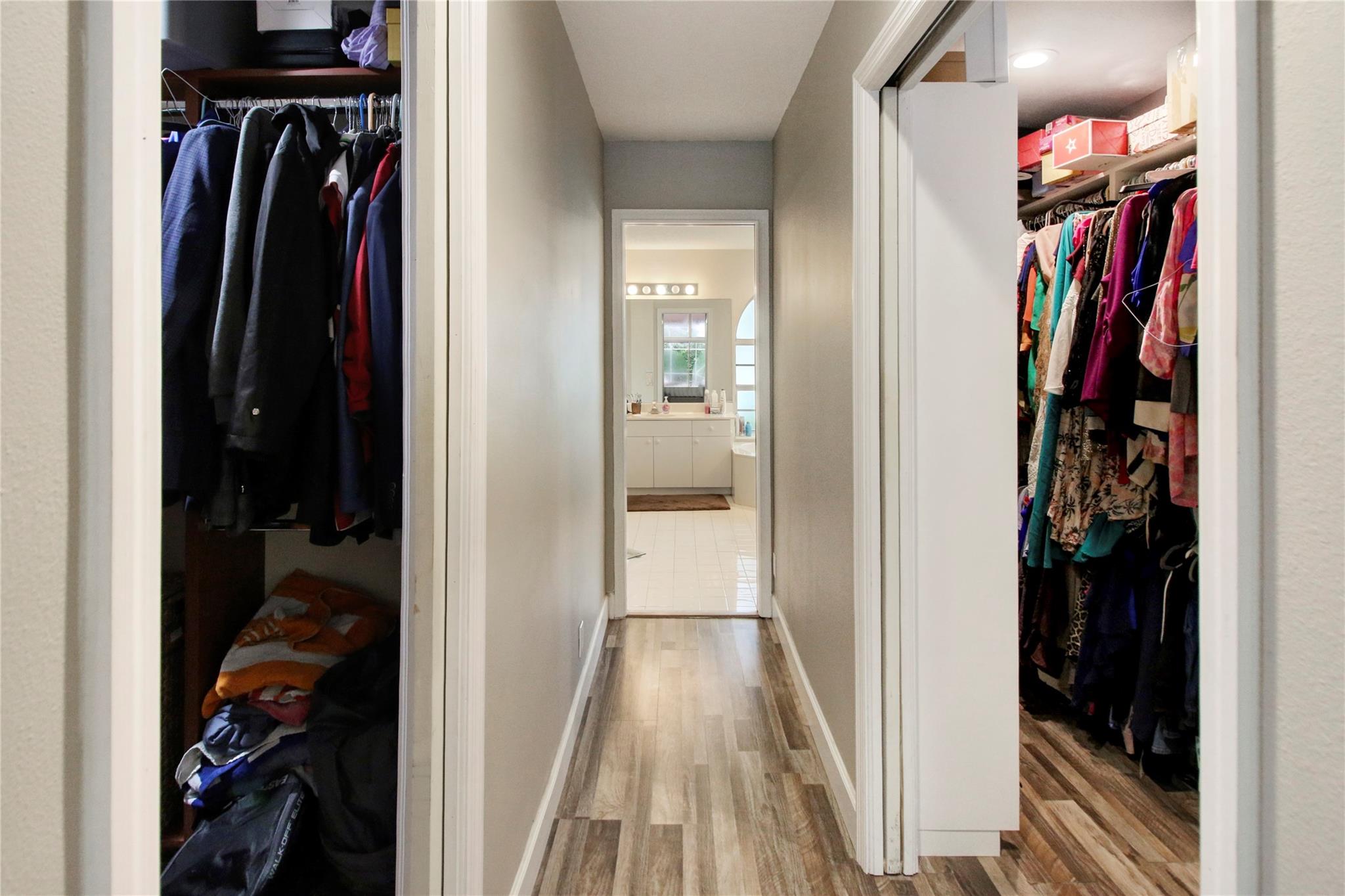 Kensington 146-39 B - Residential