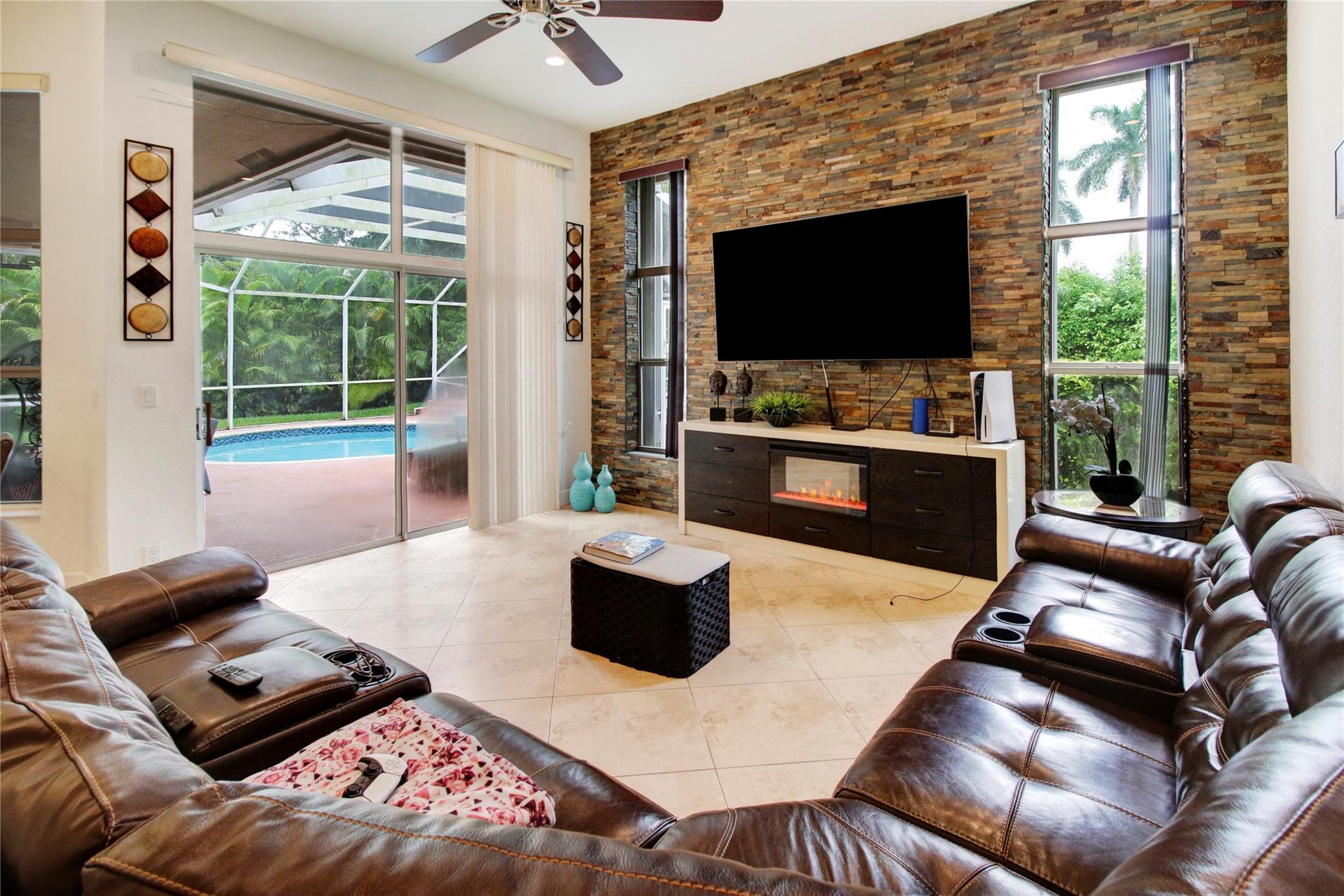 Kensington 146-39 B - Residential