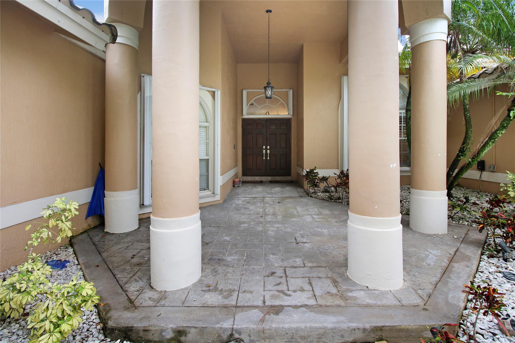 Kensington 146-39 B - Residential