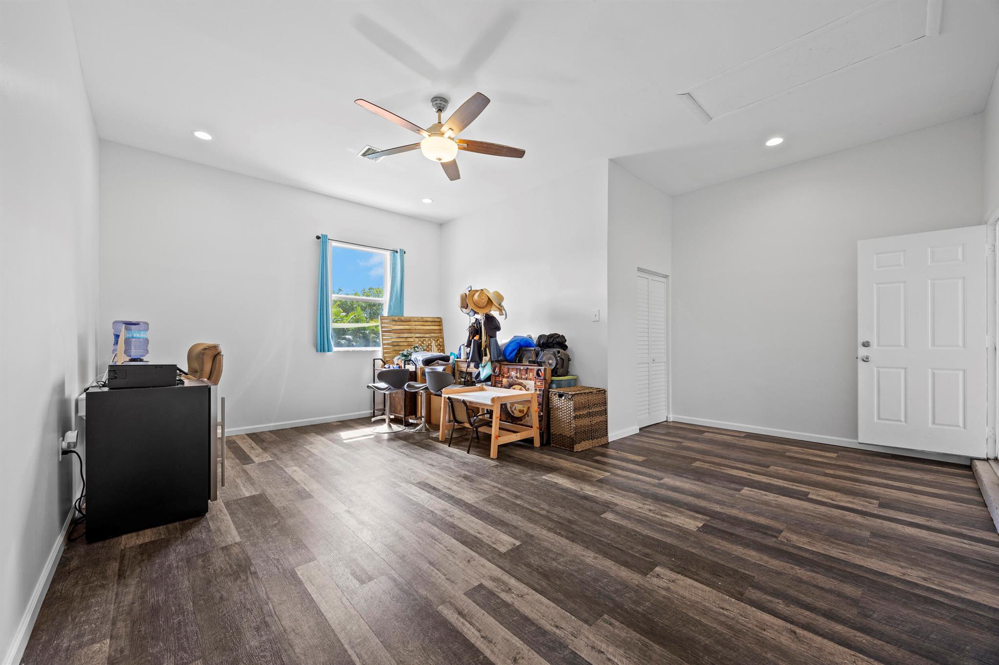 The Acreage - Residential