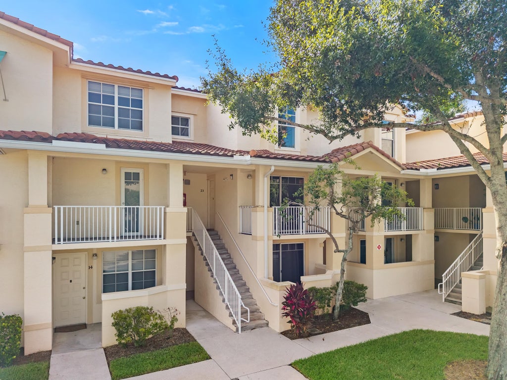 Photo of 4772 CHANCELLOR Drive #23, Jupiter, FL 33458 (MLS # B26065908)