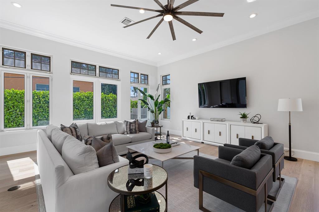 SEAGATE EXT - Residential