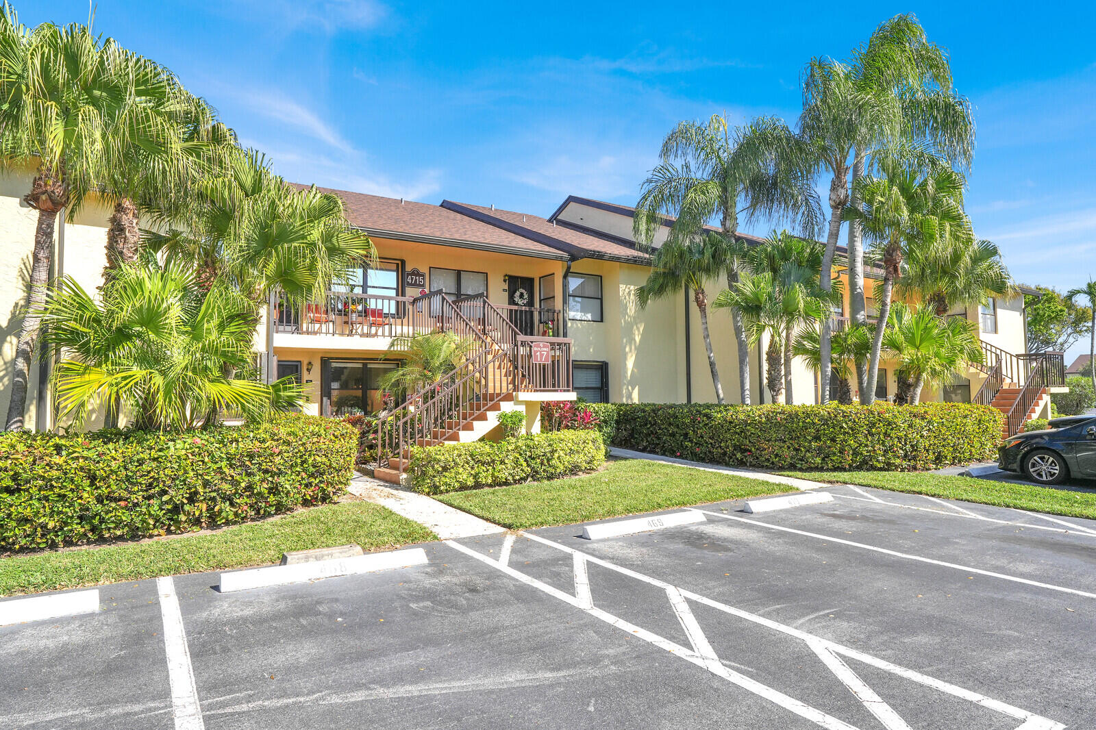 LUCERNE GREENS CONDO - Residential