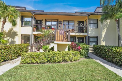 Photo of 4715 Lucerne Lakes Boulevard E #103, Lake Worth, FL 33467 (MLS # R11160307)