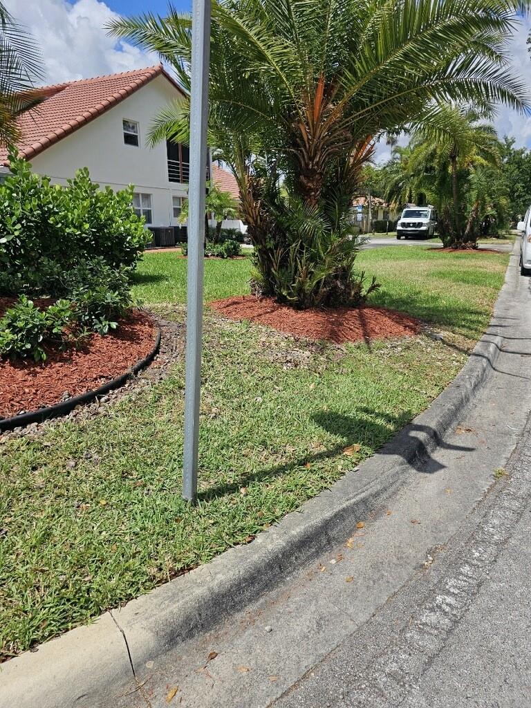 The Villas At Coral Spgs - Residential Lease