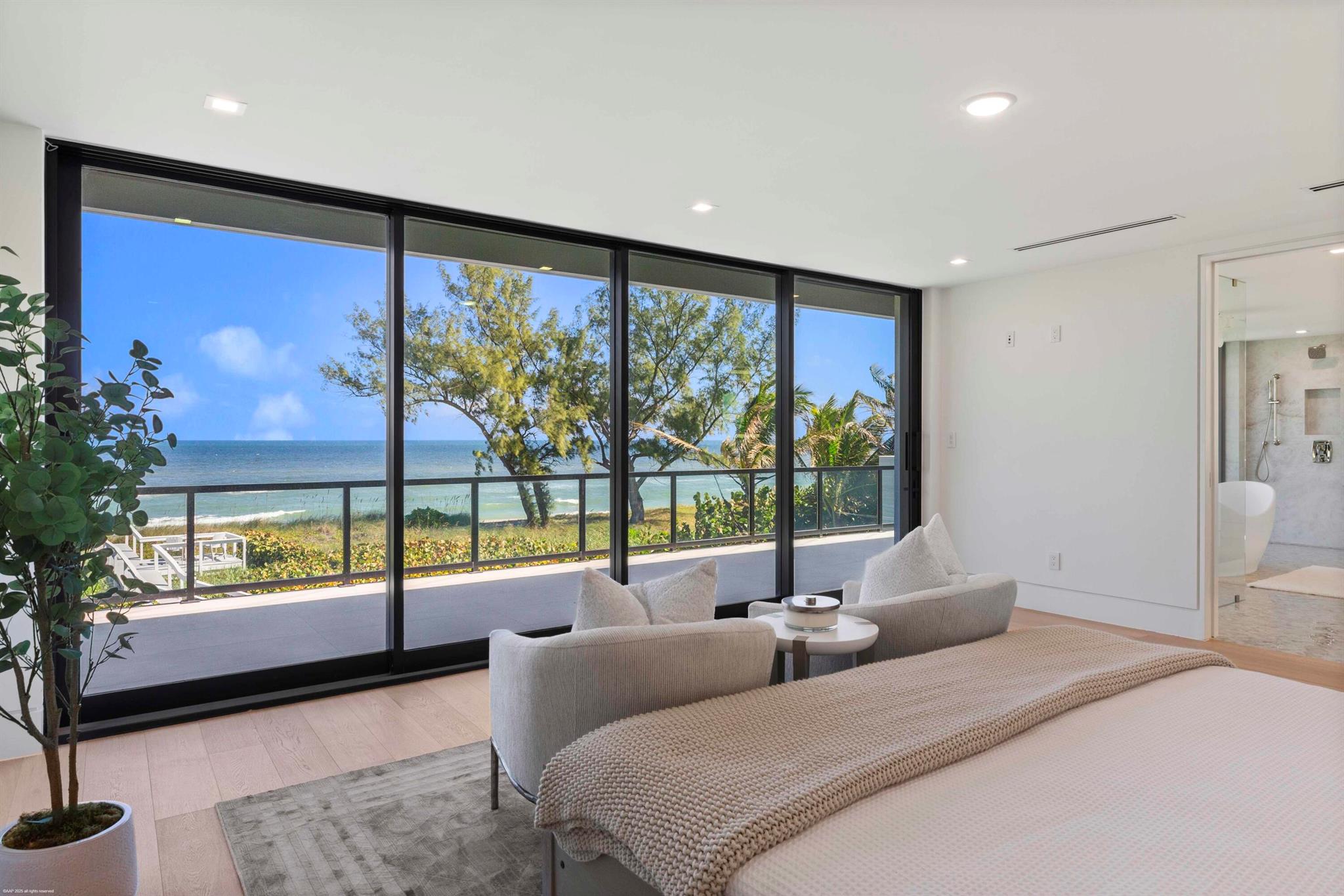 ISLAND BEACH - Residential