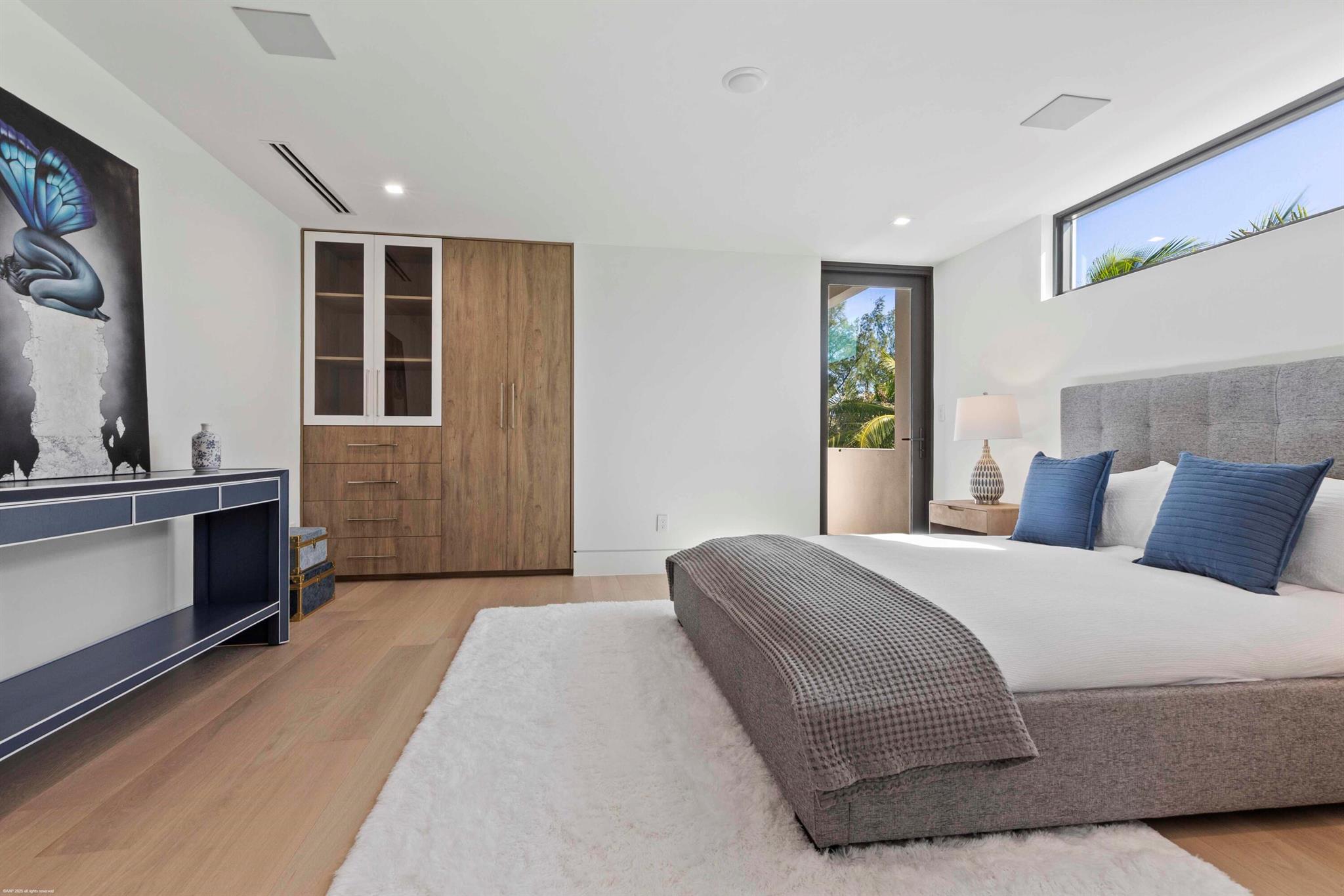 ISLAND BEACH - Residential