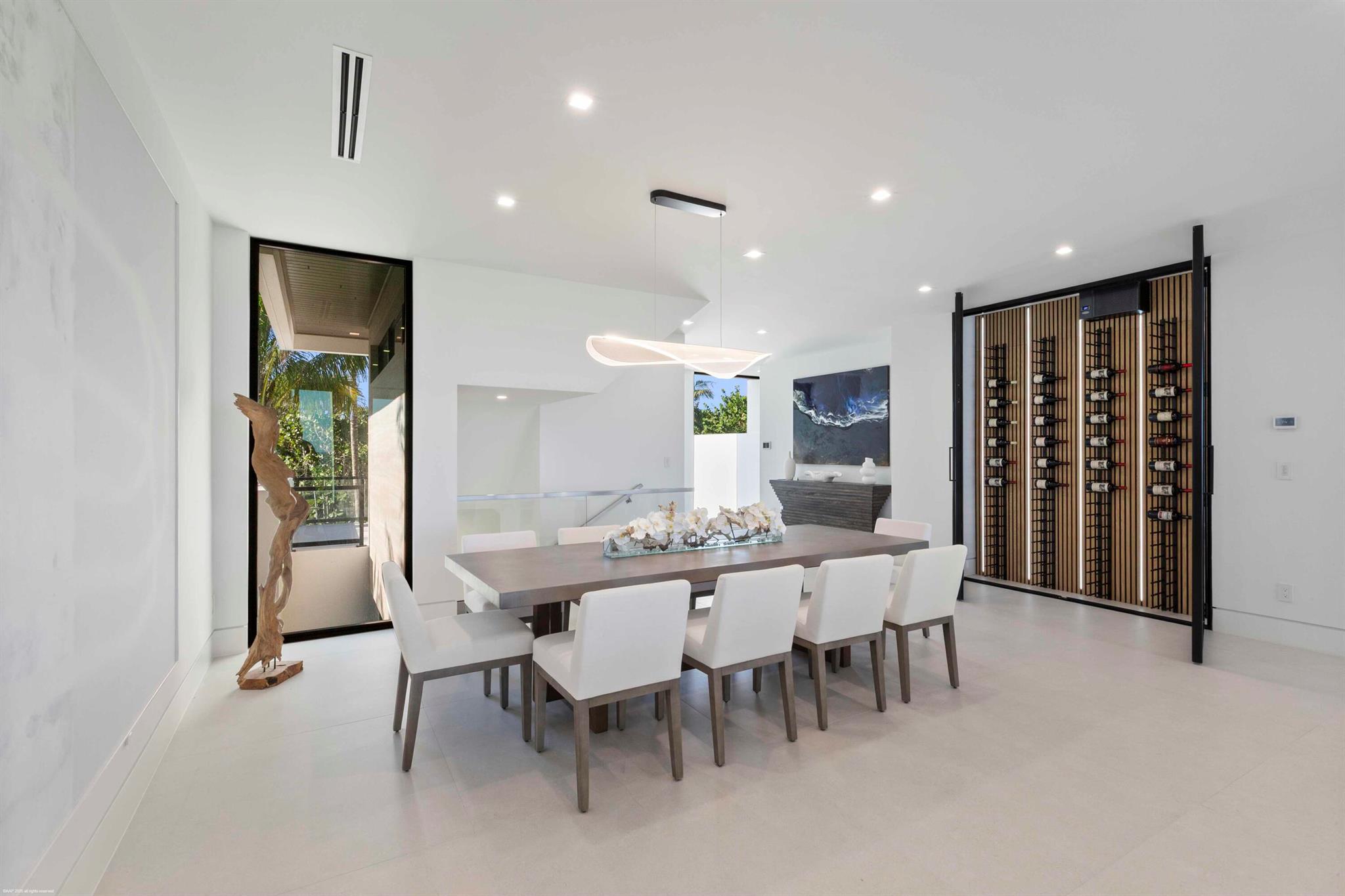 ISLAND BEACH - Residential