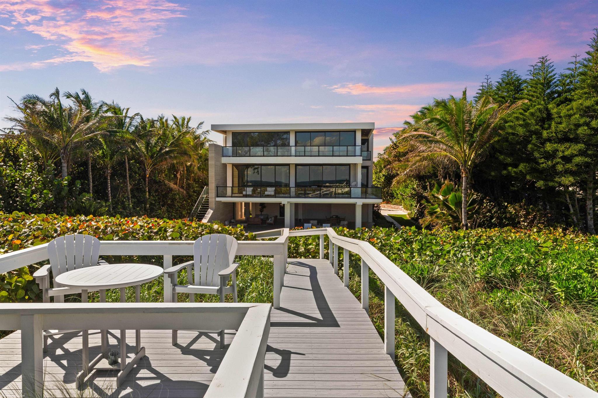 ISLAND BEACH - Residential