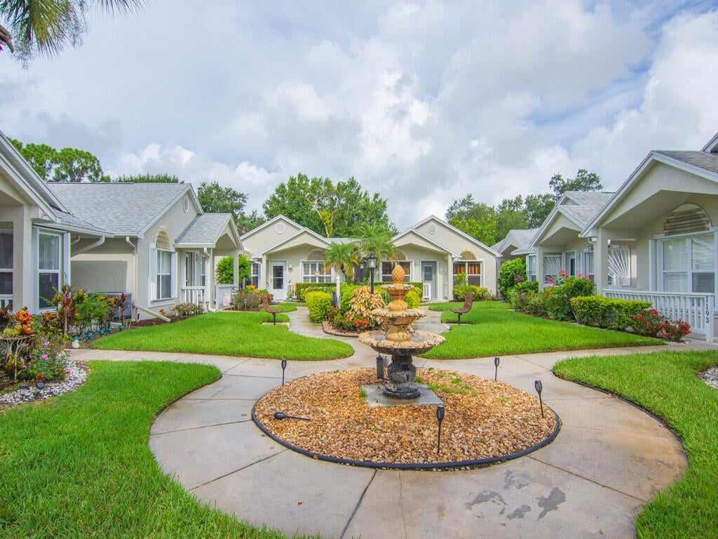 1201 NW LOMBARDY Drive