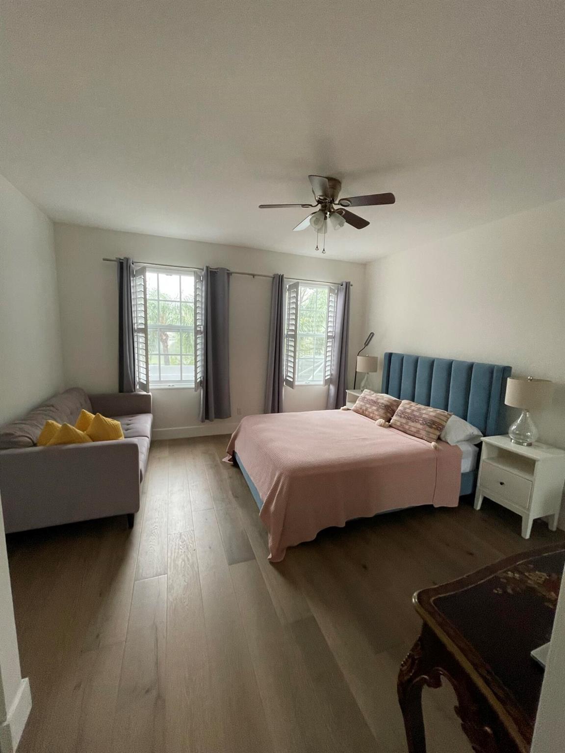 CATALINA LAKES - Residential