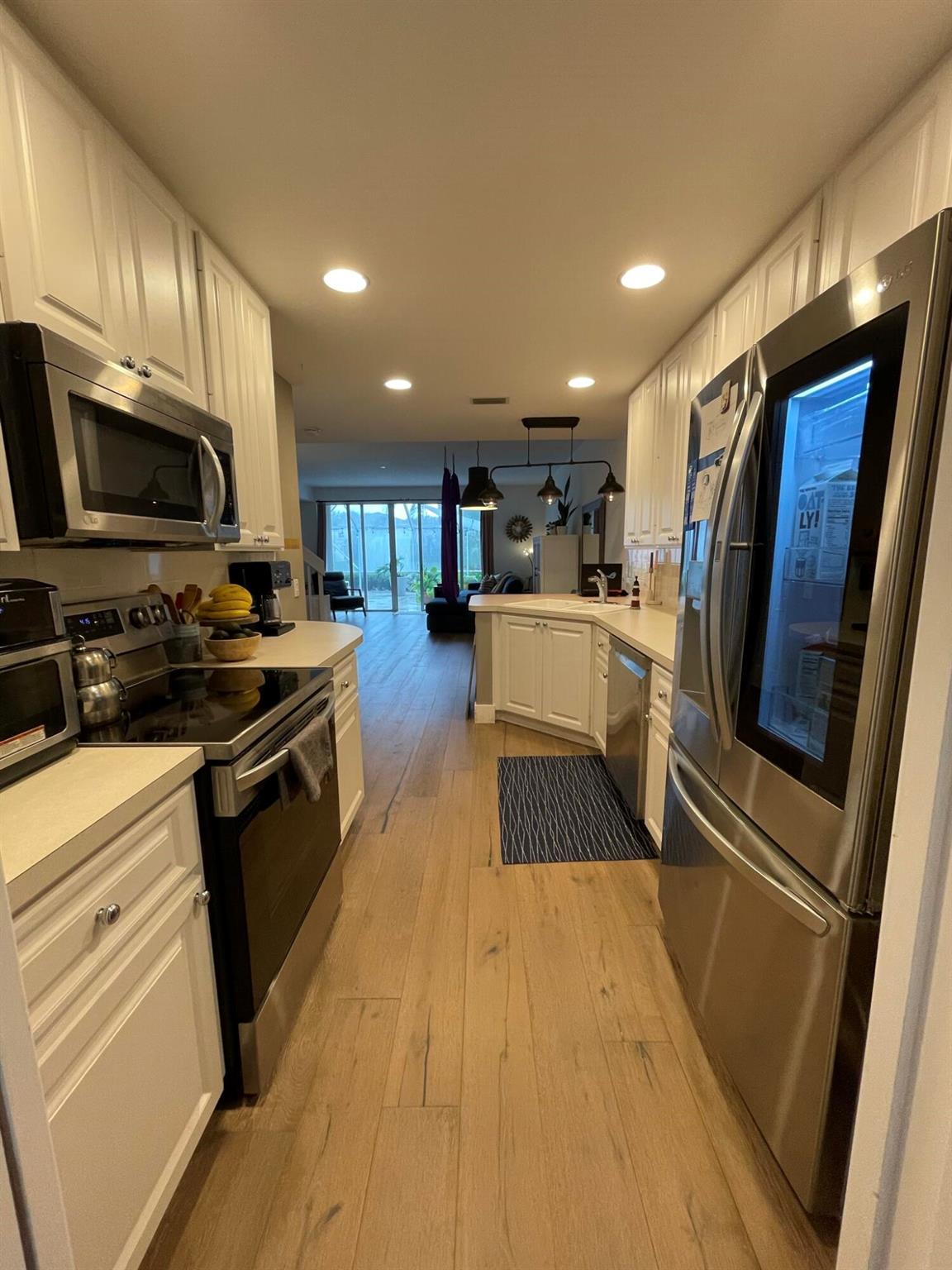 CATALINA LAKES - Residential