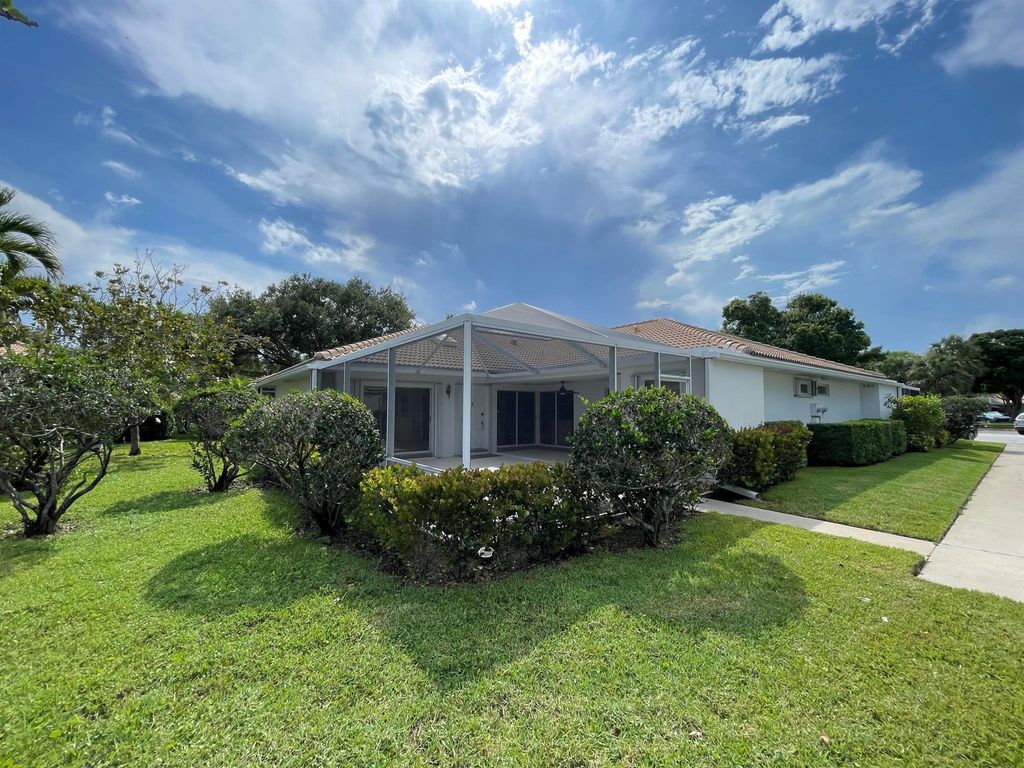 Photo of 6503 Geminata Oak Court, Palm Beach Gardens, FL 33410 (MLS # R11099056)