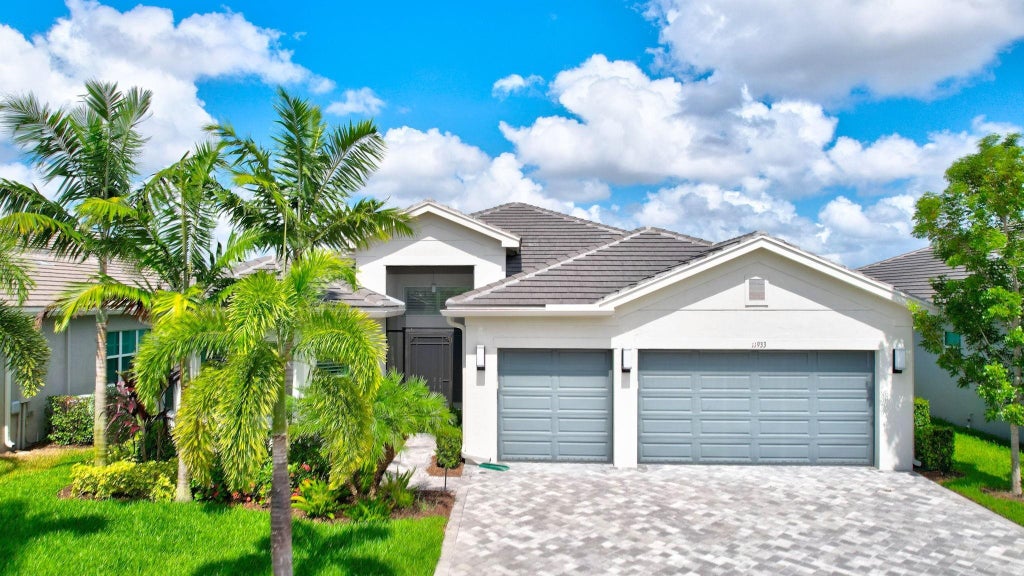 Photo of 11933 SW Hunter Hill Avenue, Port Saint Lucie, FL 34987 (MLS # F10446182)