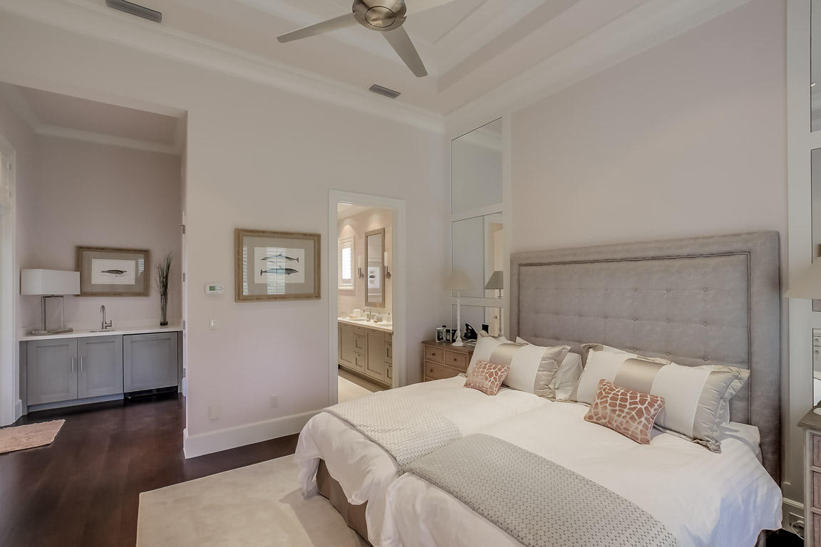 OLD PALM - Residential