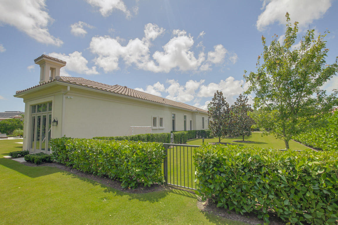 OLD PALM - Residential