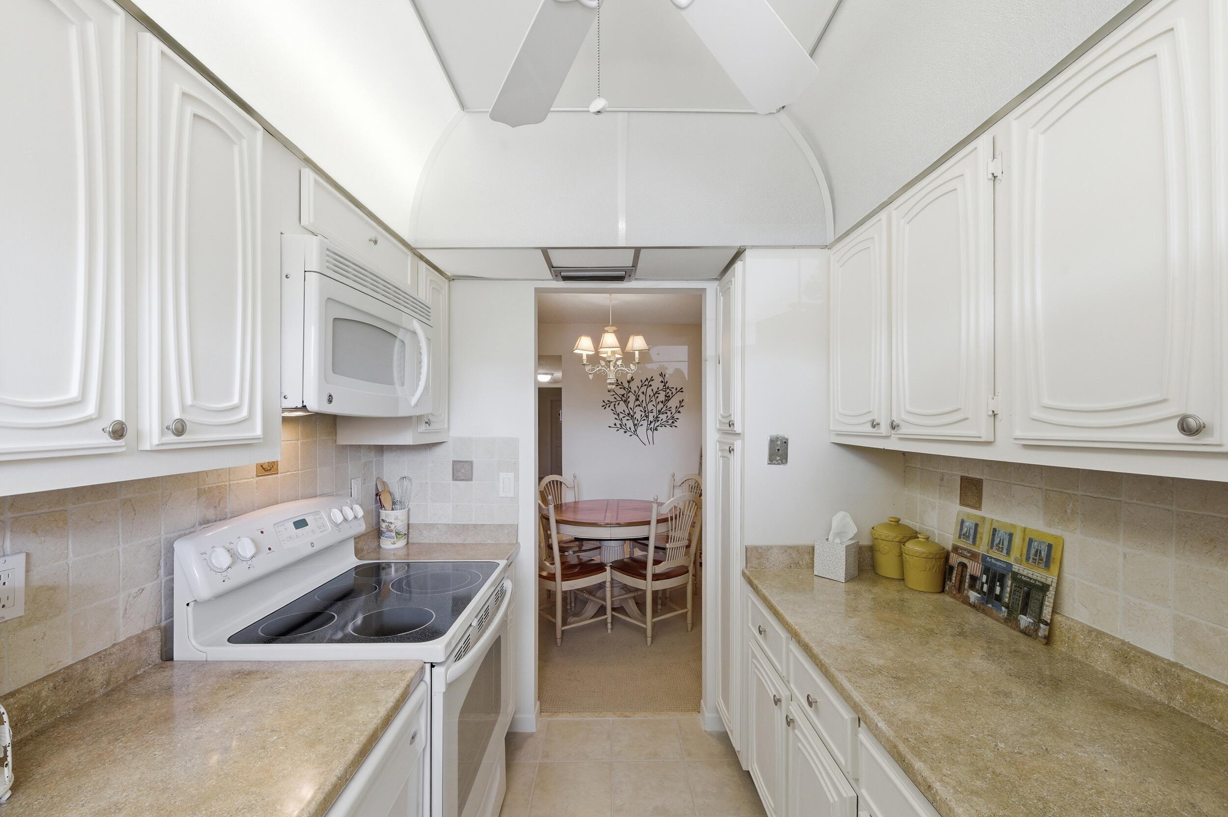 HIGH POINT OF DELRAY SEC 4 - Residential