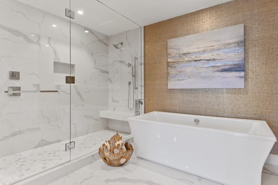 VISTABLUE SINGER ISLAND CONDO - Residential