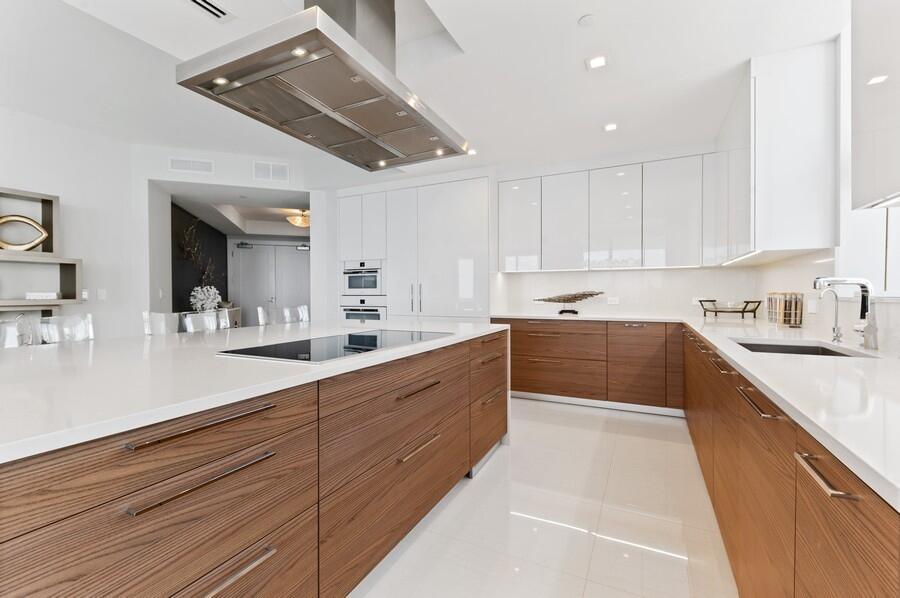 VISTABLUE SINGER ISLAND CONDO - Residential