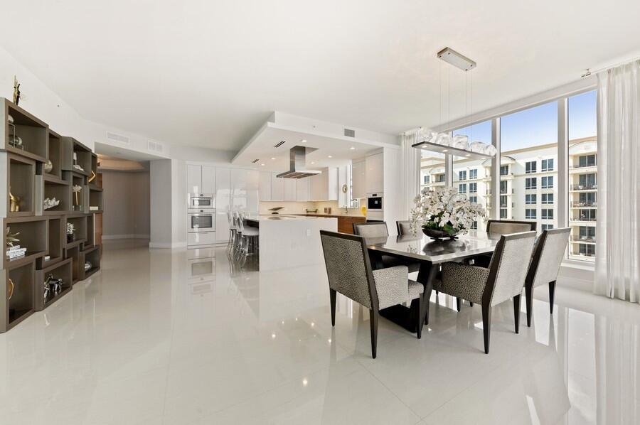 VISTABLUE SINGER ISLAND CONDO - Residential