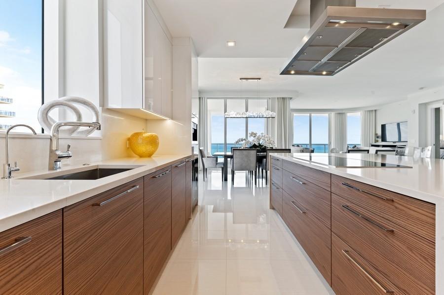 VISTABLUE SINGER ISLAND CONDO - Residential