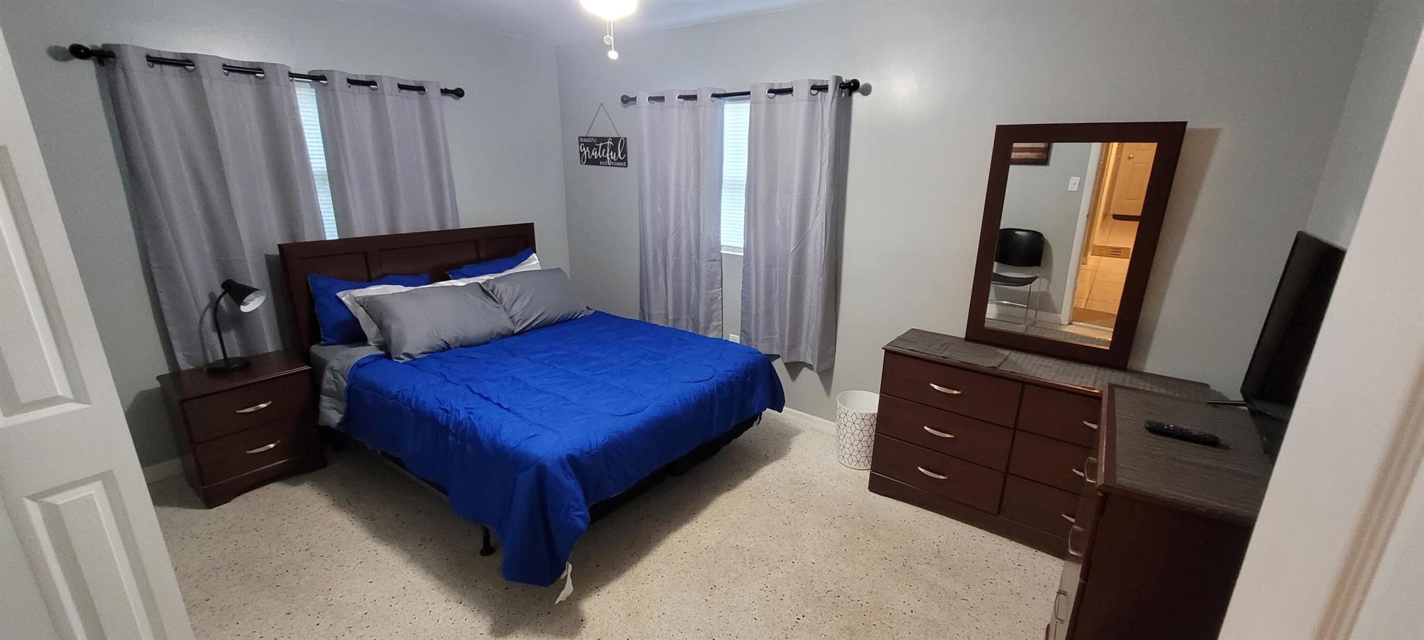 Nicely Furnished Room Rental, all utilities included, kitchen and laundry provided. Only Thirteen hundred to Move in. $40 app fee, no pets. Perfect for Contractors, Traveling professionals and Students.