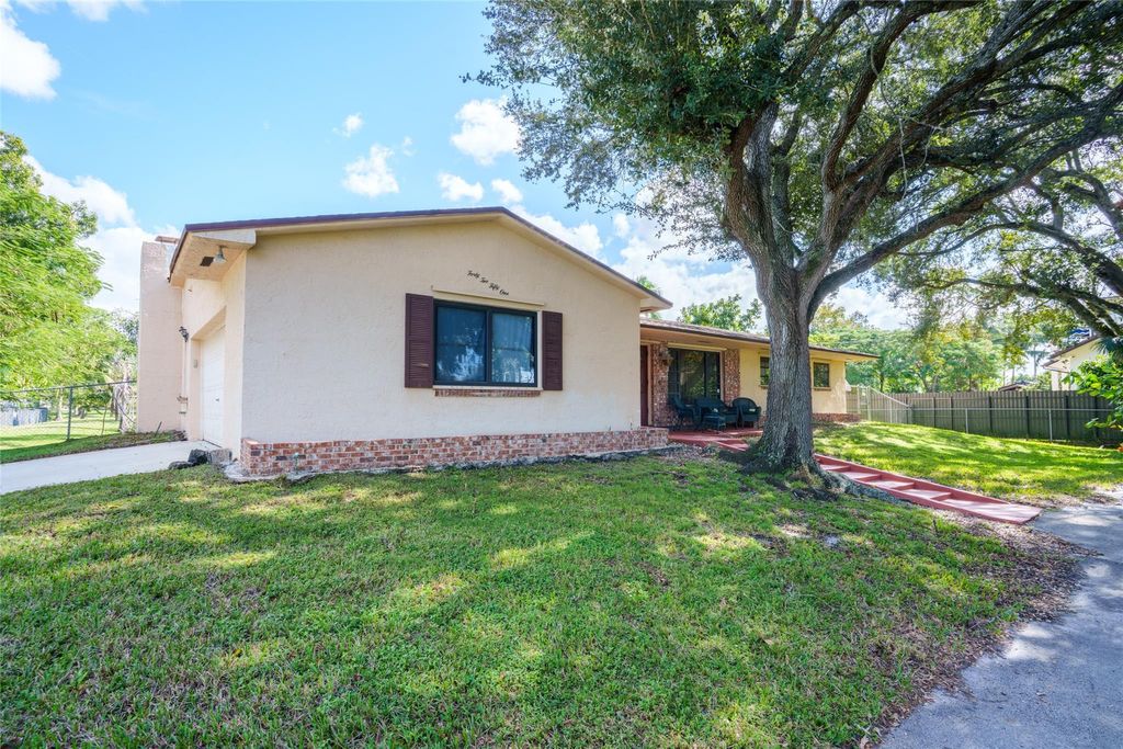 Photo of 4251 SW 143rd Ave, Miramar, FL 33027 (MLS # F10542433)