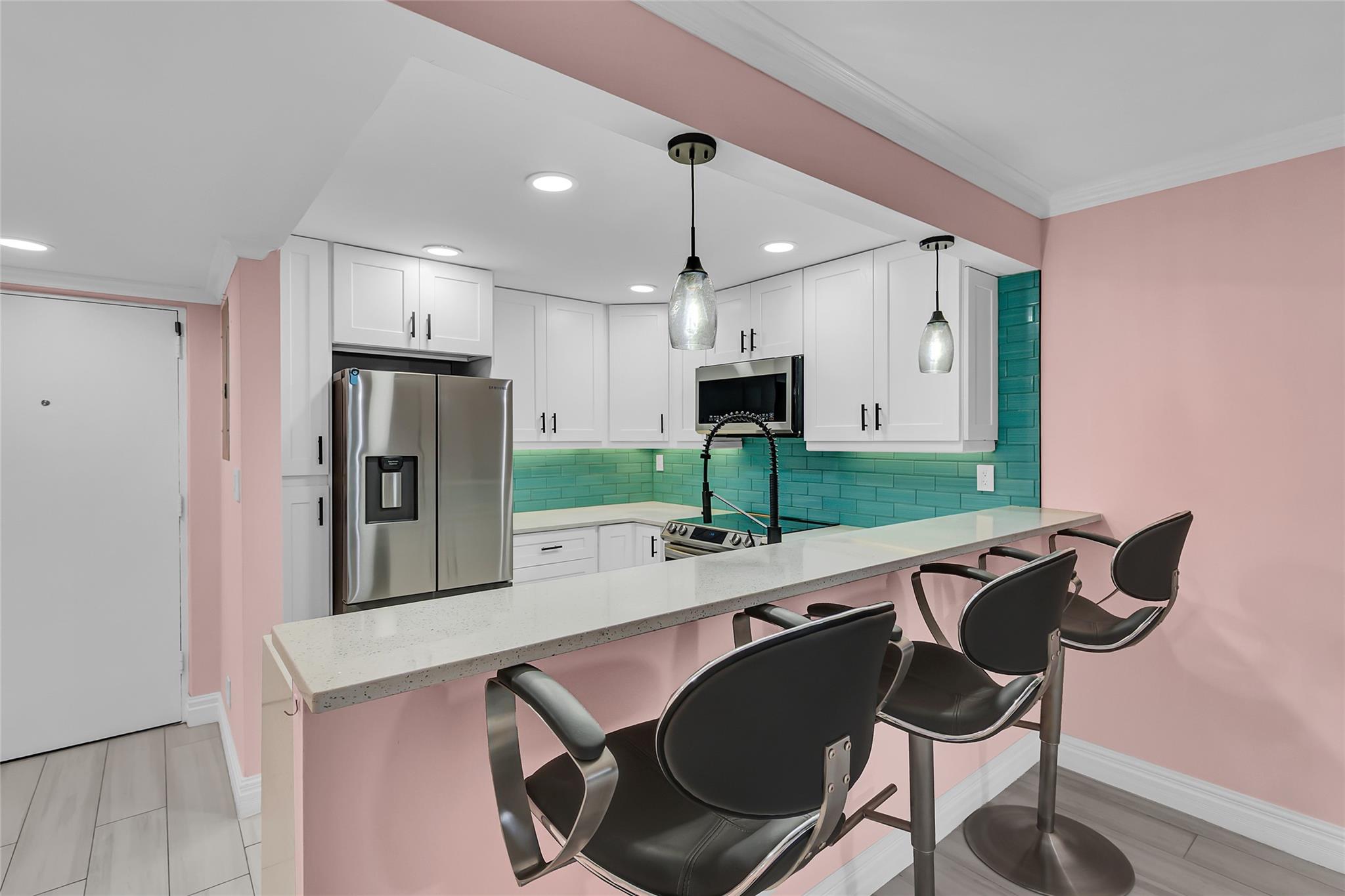 3000 NE 5th Ter 215A