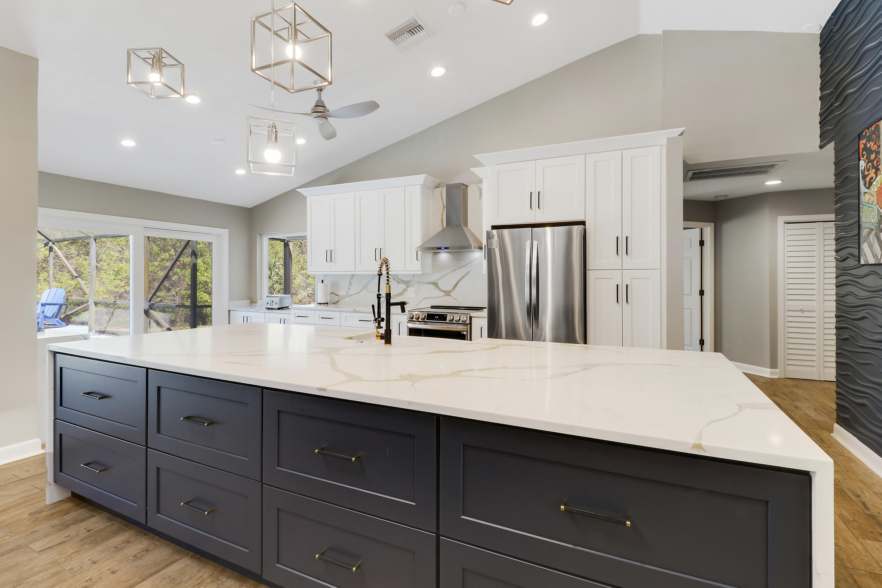 SUGARHILL - Residential