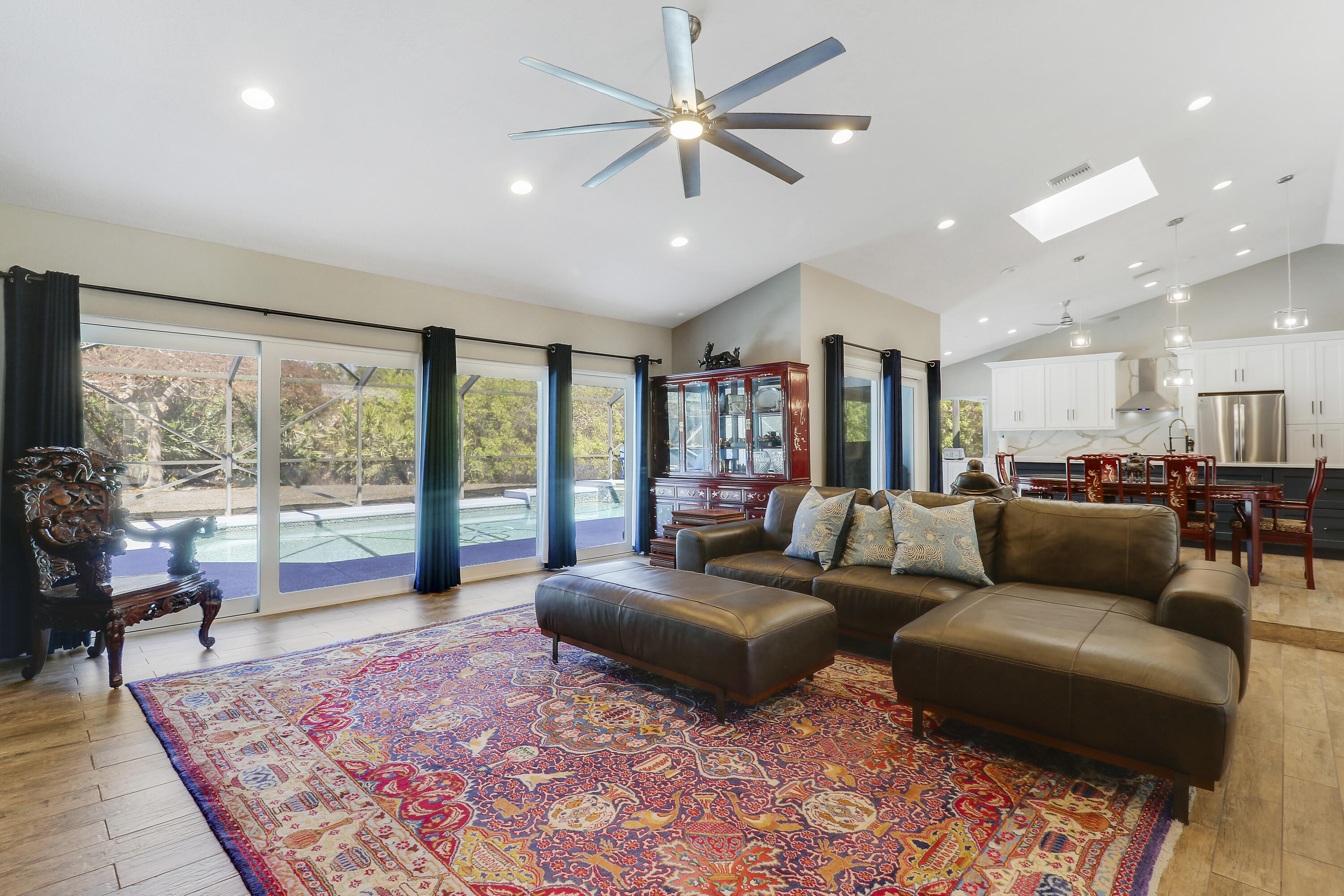 SUGARHILL - Residential