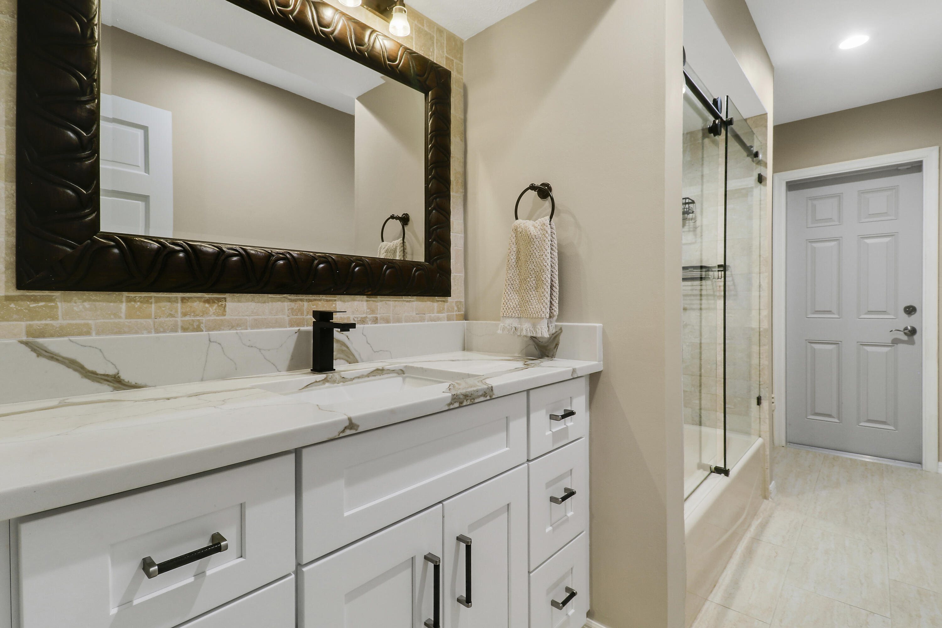 SUGARHILL - Residential