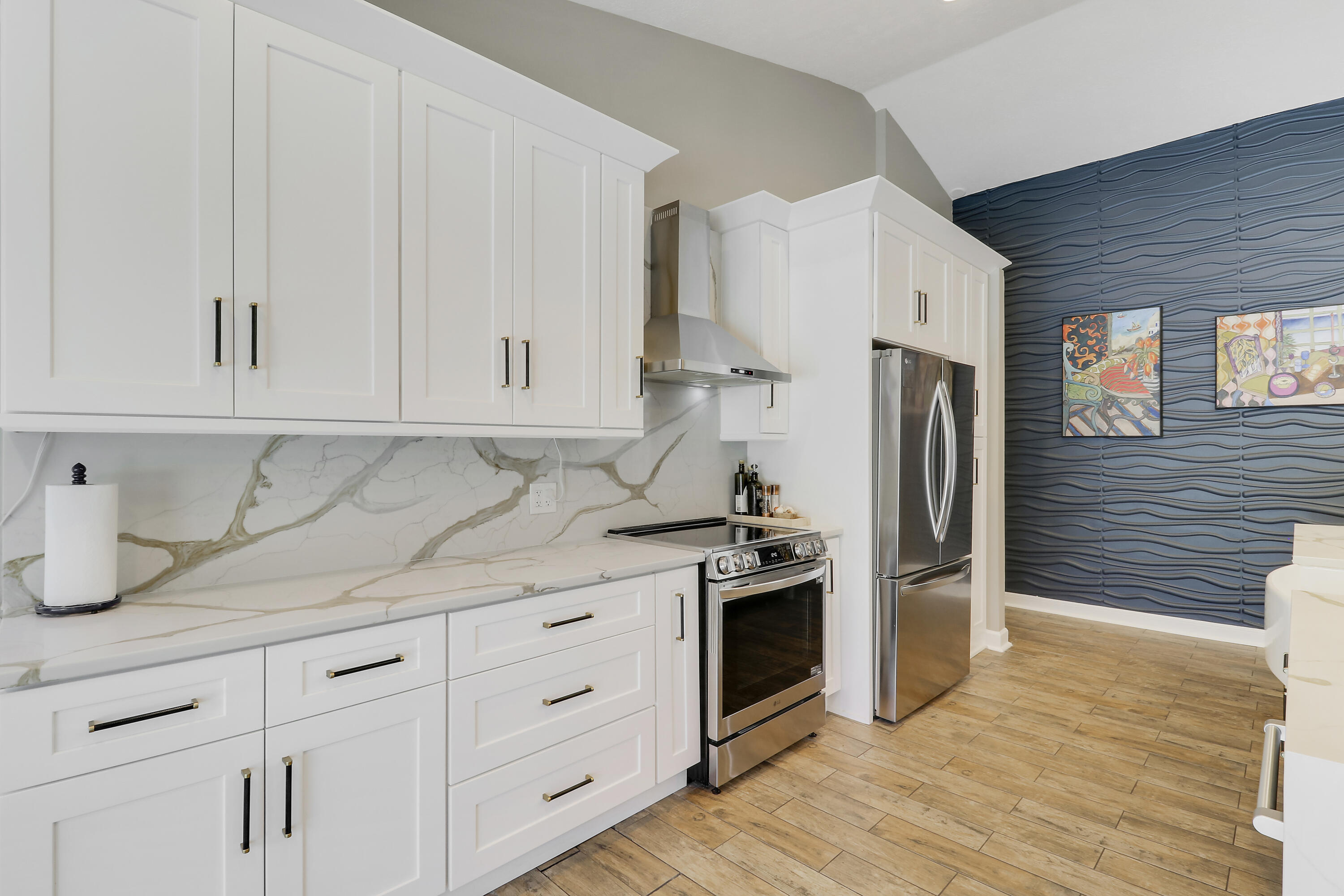 SUGARHILL - Residential