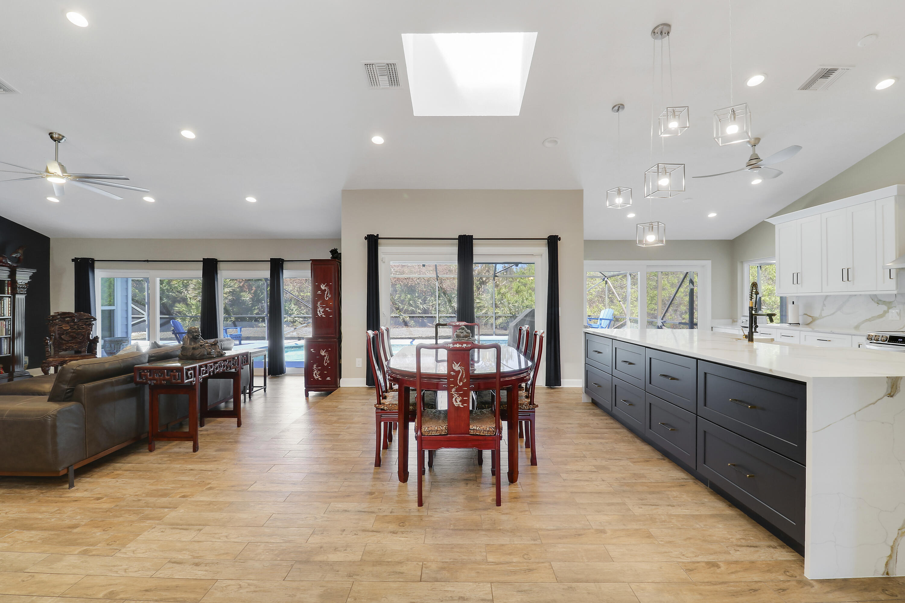 SUGARHILL - Residential