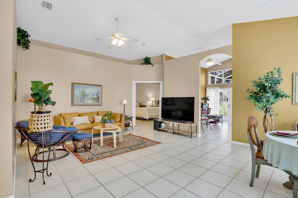 Photo of 7614 Colony Lake Drive, Boynton Beach, FL 33436 (MLS # R11078799)